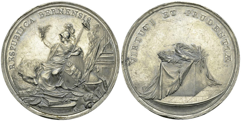 Bern, Grosse Zinn-Verdienstmedaille 1752, Hedlinger 

Schweiz, Bern. Grosse Zi...