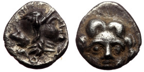 Obol AR
Pisidia, Selge, third century BC, Gorgoneion / Helmeted head of Athena right; astragalos behind
10 mm, 0,94 g
SNG France 1931; SNG Kayhan 1...