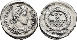 Siliqua AR
Valens (364-378), Antiochia, 367-375. D N VALENS P F AVG Pearl-diademed, draped and cuirassed bust of Valens to right / VOT / X / MVLT / X...