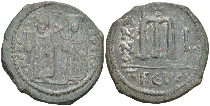 Byzantine
Phocas, with Leontia (602-610 AD). Theoupolis (Antioch)
AE Follis (2...