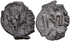 Byzantine
Heraclius, with Martina and Heraclius Constantine. (610-641 AD).
AE Follis (23.3mm 2.81g)