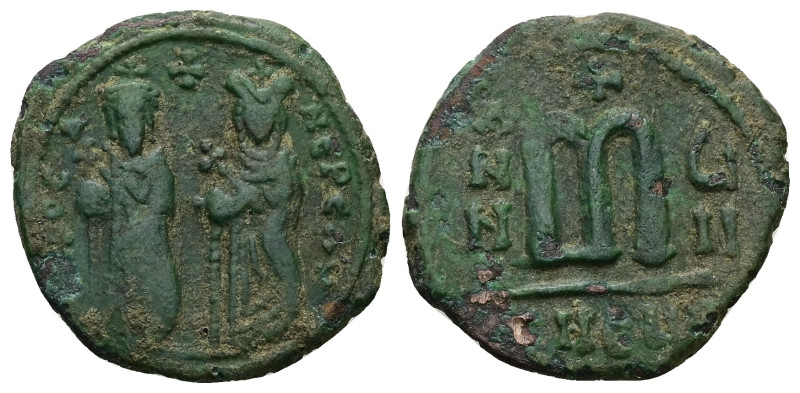 Phocas and Leontia, AD 602-610. AE, Follis. 8.51 g. 28.39 mm. Theoupolis (Antioc...