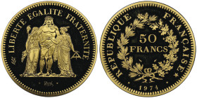Cinquième République 1959 à nos jours
Piéfort en or de 50 Francs Hercule, 1974, AU 102 g. 920‰ 41 mm tranche en relief
Ref : GEM 223.P2
Conservation :...