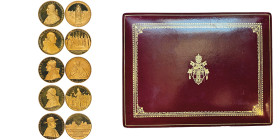 Giovanni XXIII 1958-1963 
Magnifique coffret contenant 5 médailles annuelles en or en flan bruni.
1958, 1959, 1960, 1961 & 1962
AU 62.49 g. - 66.58 g....