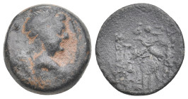 Greek Coin. 5.32g 17.6m