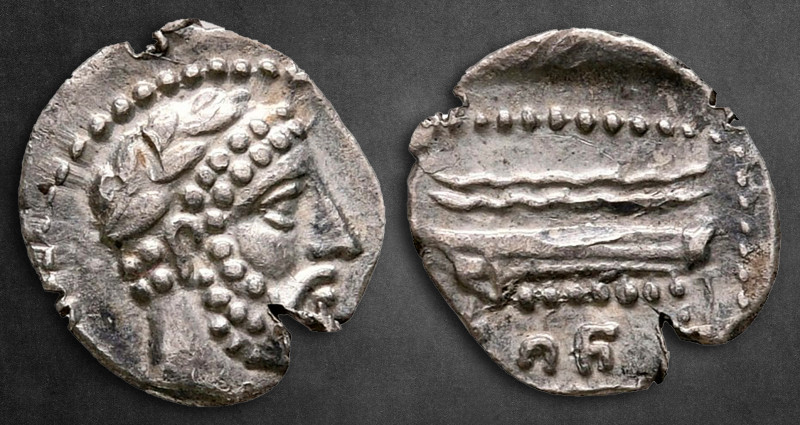Phoenicia. Arados circa 380-351 BC. 
Obol AR

10 mm, 0,48 g

Laureate and b...