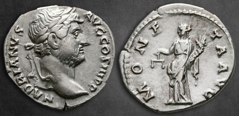 Hadrian AD 117-138. Rome
Denarius AR

17 mm, 3,13 g

HADRIANVS AVG COS III ...
