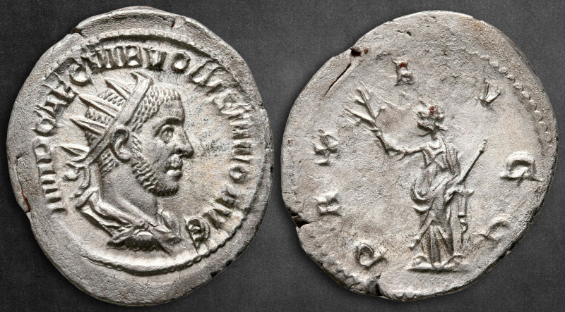 Volusian AD 251-253. Rome
Antoninianus AR

25 mm, 3,33 g

IMP CAE C VIB VOL...
