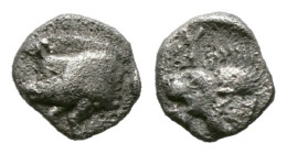 Greek Coins
MYSIA. Kyzikos. Tetartemorion (Circa 450-400 BC).
Obv: Forepart of boar left; tunny to right.
Rev: Head of roaring lion left; star to uppe...