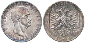 Vittorio Emanuele III Albania (1900-1943) 10 Lek 1939 - Nomisma 1447 AG Ex Asta Varesi XXXII, Collezione D’Incerti del 20/4/2000, lotto 559.
FDC