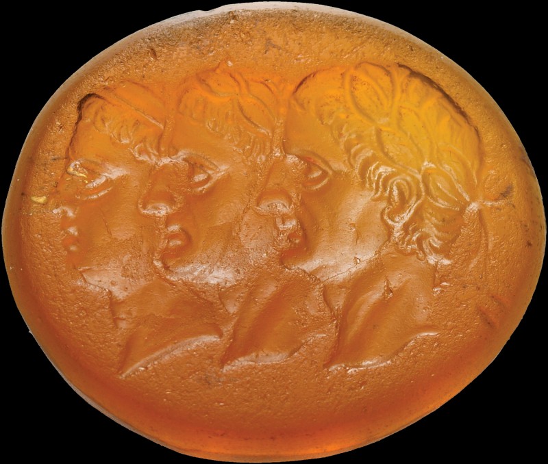 A Grand Tour glass cast, drawn by an intaglio. First Triumvirate. Aligned heads ...