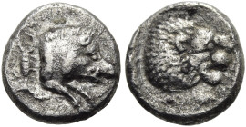 NORD-PERSIEN. Andragoras, 3. Jh. v. Chr.(?) Andragoras, 3. Jh. v. Chr.(?) Diobol ø 10mm (1.08g). ca. 260 - 250 v. Chr.(?) Vs.: Vorderteil eines n. r. ...