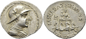 KÖNIGREICH BAKTRIEN. Platon Epiphanos, ca. 145 - 140 v. Chr. Platon Epiphanos, ca. 145 - 140 v. Chr. Tetradrachme ø 36mm (17.02g). Vs.: Drapierte Panz...