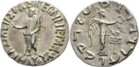 INDO-SKYTHEN. KÖNIGREICH. Maues, ca. 85 - 70 v. Chr. Maues, ca. 85 - 70 v. Chr. Tetradrachme im indischen Gewichtsstandard ø 28mm (9.81g). Vs.: ΒΑΣΙΛΕ...
