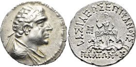 KÖNIGREICH BAKTRIEN. Platon Epiphanos, ca. 145 - 140 v. Chr. Platon Epiphanos, ca. 145 - 140 v. Chr. Tetradrachme ø 30mm (16.68g). Vs.: Drapierte Büst...