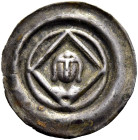 SACHSEN. Albrecht I., 1212 - 1260. Albrecht I., 1212 - 1260. Brakteat (0.78g). o.J., Wittenberg. Kopf von vorne in aufrechter Raute auf Kreis, umgeben...