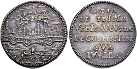 AUGSBURG, Stadt. Silberabschlag von den Dukatenstempeln (2.13g). 1730, Augsburg. Auf das 200. Jubiläum der Augsburger Konfession. Zwei Genien mit Spru...