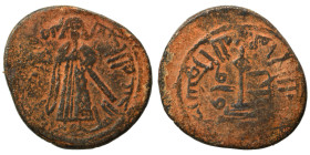 Arab Byzantine. Umayyad Caliphate. al-Malik ibn Marwan, AH 65-86 / 685-705 AD. Fals (bronze, 3.35 g, 21 mm), 'Standing Caliph' type. Caliph standing f...