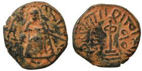 Arab Byzantine. Umayyad Caliphate. al-Malik ibn Marwan, AH 65-86 / 685-705 AD. Fals (bronze, 2.17 g, 20 mm), 'Standing Caliph' type. Caliph standing f...