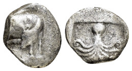 EUBOEA. Eretria. (Circa 500-465 BC).Drachm.

Obv : Cow standing right, head reverted, raising hind leg to scratch self.

Rev : Octopus within incuse s...