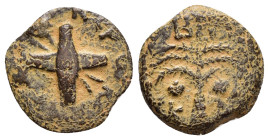 JUDAEA. Procurators. Antonius Felix.(52-59).Jerusalem. Ae.

Obv : NEPΩ KΛAY KAICAP.
Two crossed shields over two crossed spears.

Rev : BPIT KAI.
Palm...