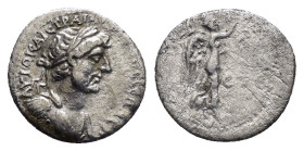 CAPPADOCIA. Caesarea. Hadrian (117-138). Hemidrachm. 

Obv : AYTO KAIC TPAI AΔPIANOC CЄBACT.
Laureate, draped and cuirassed bust right.

Rev : ЄT Є.
N...