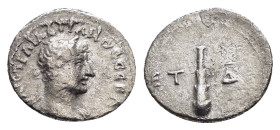 CAPPADOCIA. Caesarea. Hadrian (117-138). Hemidrachm.

Obv : AVTO KAIC TPAI AΔPIANOC CЄBACT.
Laureate head right, with slight drapery.

Rev : ЄT Δ.
Clu...