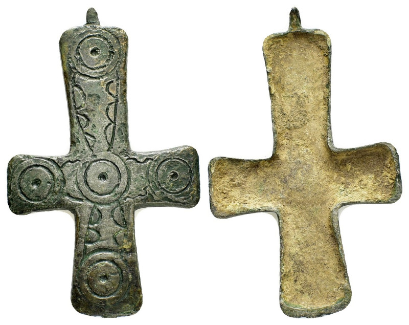 BYZANTINE EMPIRE.Bronze Cross.(8th-10th century).Ae.

Condition : Good very fine...