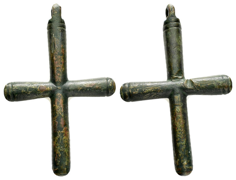 BYZANTINE EMPIRE.Bronze Cross.(8th-10th century).Ae.

Condition : Good very fine...