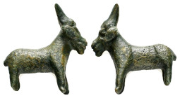 ANCIENT ROMAN BRONZE GOAT STATUETTE.(1st-2nd century).Ae.

Condition : Good very fine.

Weight : 19.29 gr
Diameter : 35 mm