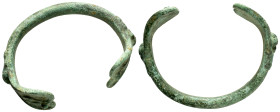 ANCIENT ROMAN BRONZE BRACELET.(1st- 3rd).Ae.

Condition : Good very fine.

Weight : 49.89 gr
Diameter : 72 mm