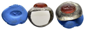 ANCIENT ROMAN SILVER RING.(3rd–4th centuries).Ae.

Condition : Good very fine.

Weight : 3.89 gr
Diameter : 21 mm