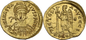 Anastasius I (491-518). AV Solidus. Constantinople mint, 6th officina. Struck 492-507. Obv. DN ANASTASIVS PP AVC. Helmeted and cuirassed bust facing s...