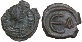 Justinian I (527-565). AE Pentanummium. Constantinople mint, 1st officina. Struck 538-542. Obv. Diademed, draped and cuirassed bust right. Rev. Large ...