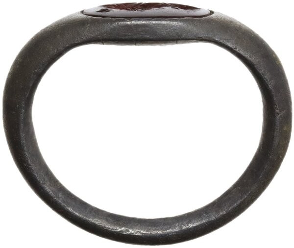 ROMAN SILVER RING Roman period, c. 2nd century AD. Roman silver ring with engrav...