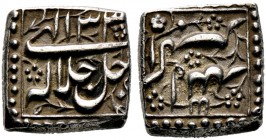 Indien-Moghul-Reich. Shah Akbar AH 963-1014/ AD 1556-1605. Rupee-Silberklippe o.J. KM 91.1, Ilahi 33. 11,44 g 
sehr schön-vorzüglich