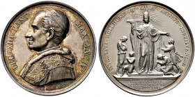 Italien-Kirchenstaat (Vatikan). Leo XIII. 1878-1903. Silbermedaille AN IV (1881) von F. Bianchi, auf die verbesserte Ausstattung der Scuola di Belle A...