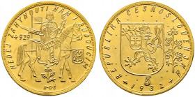Tschechoslowakei. 5 Dukaten 1932 -Kremnitz-. St. Wenzel. Fr. 5, Schl. 46. 17,55 g. Auflage: 1.827 Exemplare 
leichte Randfehler, vorzüglich-Stempelgla...