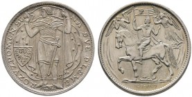 Tschechoslowakei. Silbermedaille 1929/1973 Auf die 1000-Jahrfeier der Christianisierung Böhmens. Hl. Wenzel mit Banner und Schwert stehend von vorn / ...