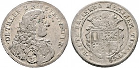 RANTZAU. Detlef 1663-1697. Gulden zu 2/3 Taler 1689 -Rantzau-. Brustbild im Harnisch mit Mantel nach rechts, unter dem Arm die Wertangabe / Mehrfeldig...