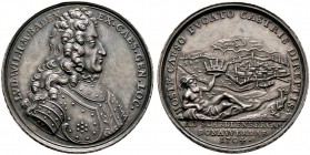 Baden-Baden. Ludwig Wilhelm 1677-1707. Silbermedaille 1704 von G. Hautsch, auf die Schlacht am Schellenberg. Brustbild des "Türkenlouis" im Harnisch m...