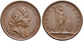 Baden-Französische Medaillen mit Bezug zu Baden. Bronzemedaille 1677 von Mauger, auf die Einnahme der Stadt Freiburg durch französische Truppen. Büste...
