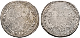 Nürnberg, Stadt. Taler 1637 (im Stempel umgeschnitten). Ähnlich wie vorher, jedoch nun mit Jahreszahl, der Doppeladler ohne Attribute in den Fängen un...