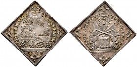 Württemberg. Karl Eugen 1744-1793. Klippenförmige Silbermedaille 1748 von V. Schrempf, auf das neue Jahr und die bevorstehende Hochzeit. Landschaft mi...