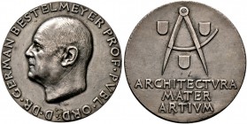 Medailleure. Silbermedaille 1936 auf den Architekten Prof. Dr. German Bestelmeyer (* 1874 Nürnberg, † 1942 Tegernsee). Dessen Kopf nach links / Zirkel...