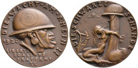 Goetz, Karl (1875-1950). Bronzegussmedaille 1920. Auf die Wacht am Rhein. Schwarzafrikaner mit französischem Stahlhelm / An Phallus gefesselte junge, ...