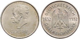 Weimarer Republik. 3 Reichsmark 1932 F. Goethe. J. 350. winzige Randfehler, fast Stempelglanz
