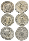 Römische Münzen - Lots. Kaiserzeit.


Lot (3 Stück, Silber): Antoniniane des Gordianus III. (238 - 244 n. Chr.).

Sehr schön / fast vorzüglich.
...