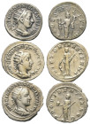 Römische Münzen - Lots. Kaiserzeit.


Lot (3 Stück, Silber): Antoniniane des Gordianus III. (238 - 244 n. Chr.).

Patina, sehr schön / fast vorzü...