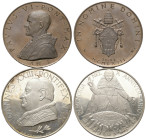 Religiöse Medaillen - Lots.


Papstmedaillen. Johannes XXIII. (1958 - 1963) und Paul VI. (1963 - 1978).

Lot (2 Stück): Bronzemedaille 1963 und S...